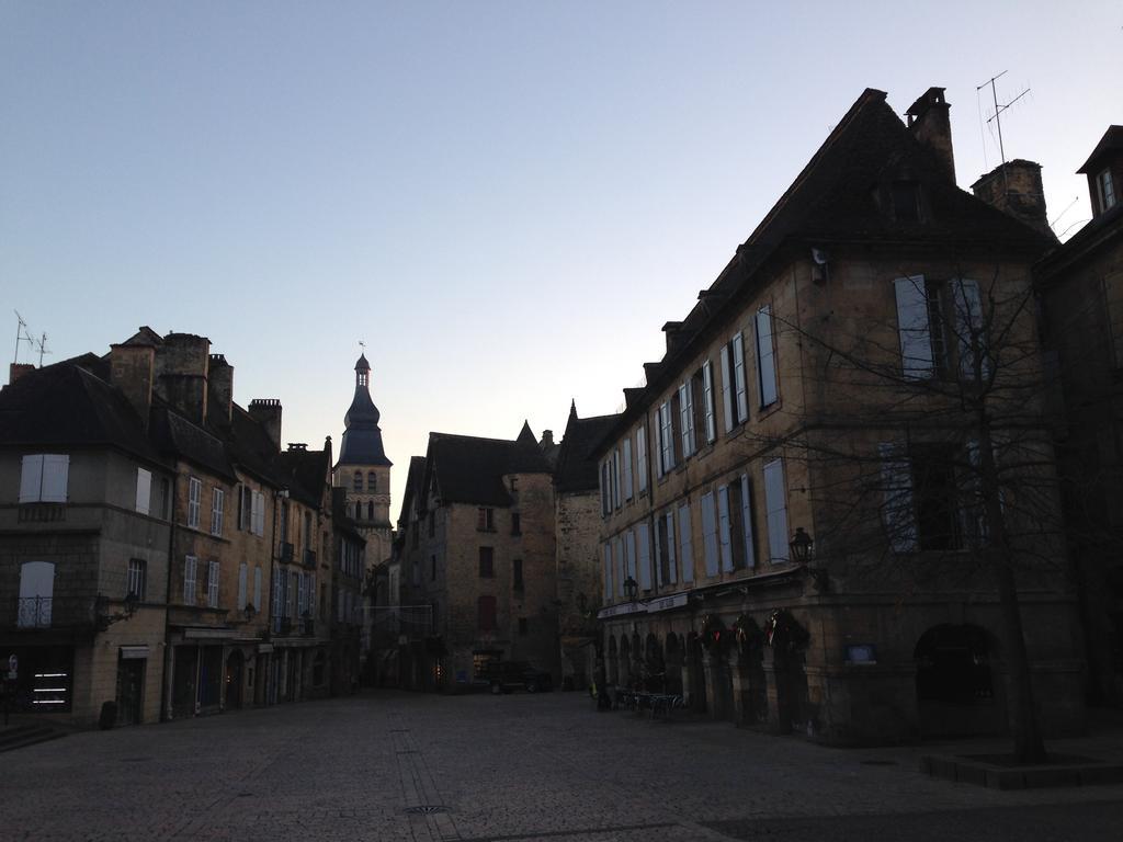 Chambres d'hôtes Le Casse Noix Sarlat Extérieur photo